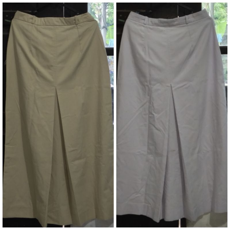 Preloved dapet 2 Rok SMA, Rok Sekolah, Rok Putih, Rok Cream