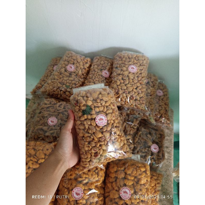 

kacang peyek enak gurih kemasan besar