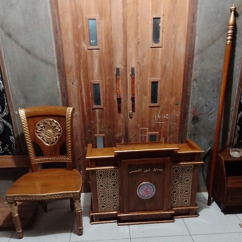 Meja Mimbar Majelis Lesehan Pengajian Kayu Jati