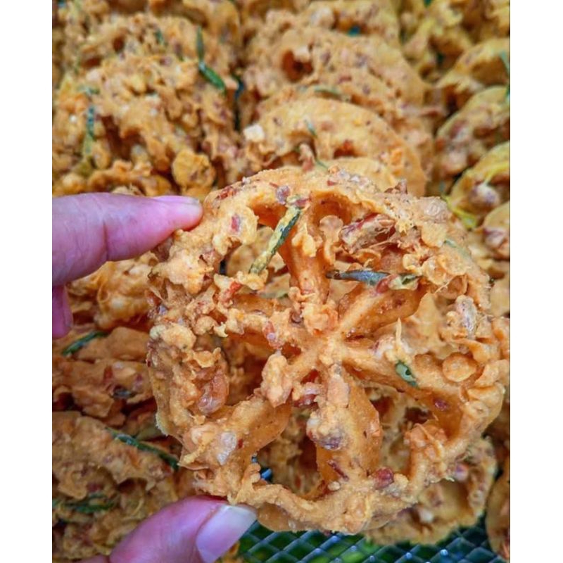 

peyek oyot / peyek kembang goyang / peyek kacang tanah kriuk aroma daun jeruk