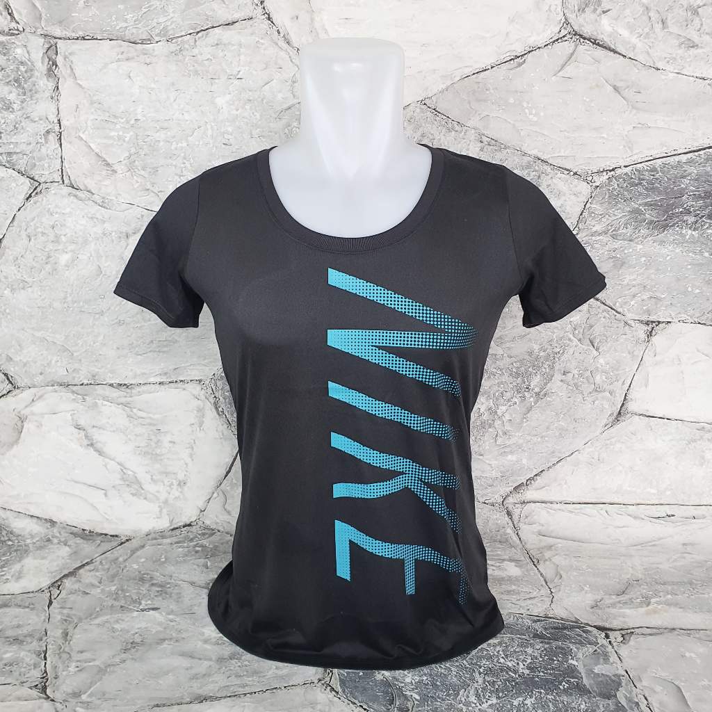 Baju Kaos Wanita / Anak NIKE - Size M / LD 46 cm - Original 100% - Second