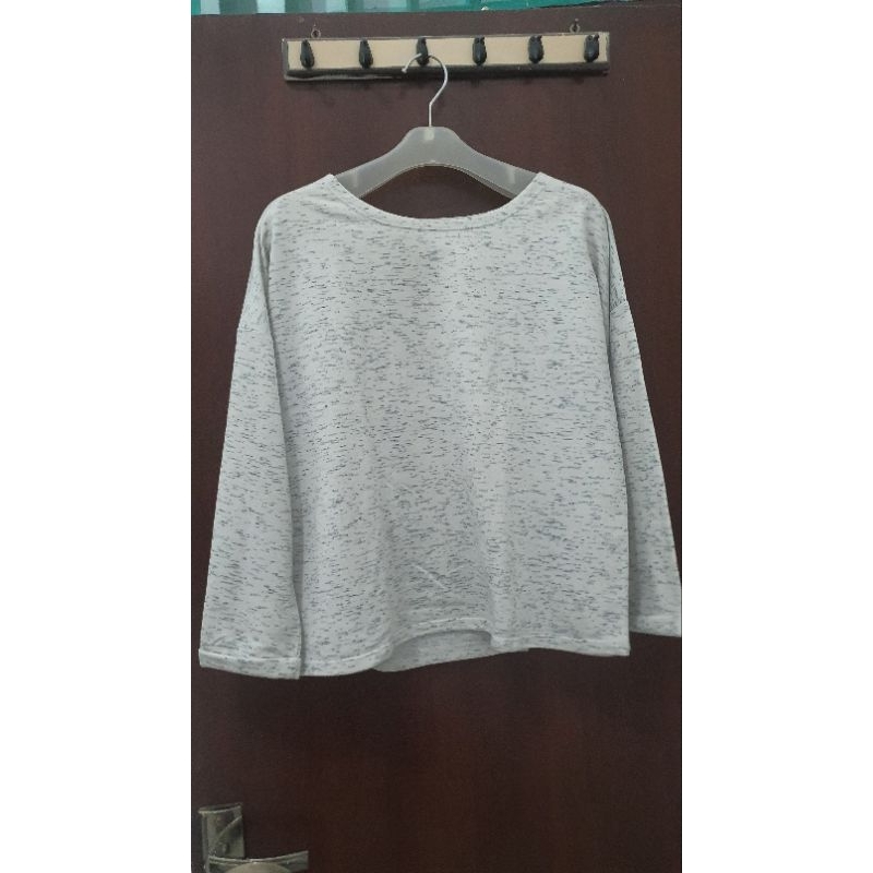 Kaos Phenomenal Putih Polos (PRELOVED)