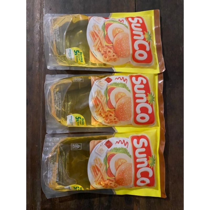 

Minyak Goreng Sunco Premium Cooking Oil Pouch 1L x 3 Pcs