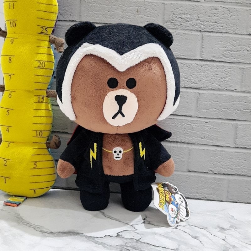 Boneka Brown Line kostum