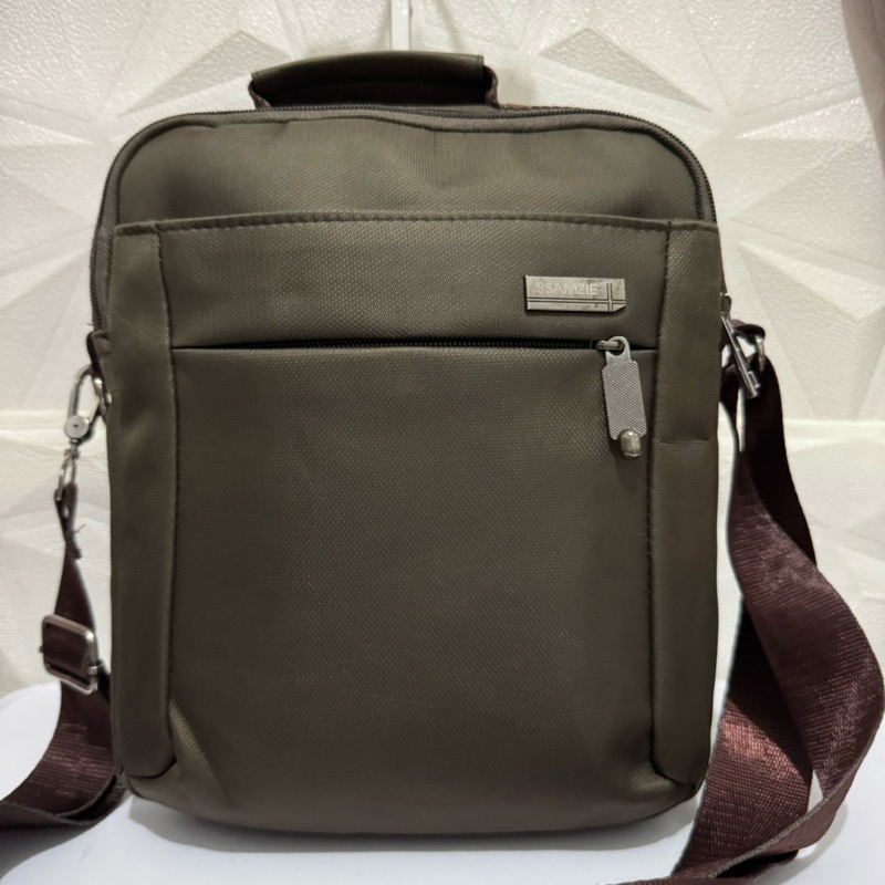 tas sling bag pria. tas sling bag ssamzie. tas selempang nilon preloved