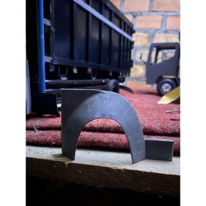 Spakbor depan miniatur truk style jambi canter