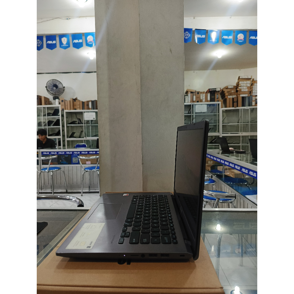 ASUS VIVOBOOK M409BA- Amd A4-9125-Layar 14 Hd - Keyboard Backlight