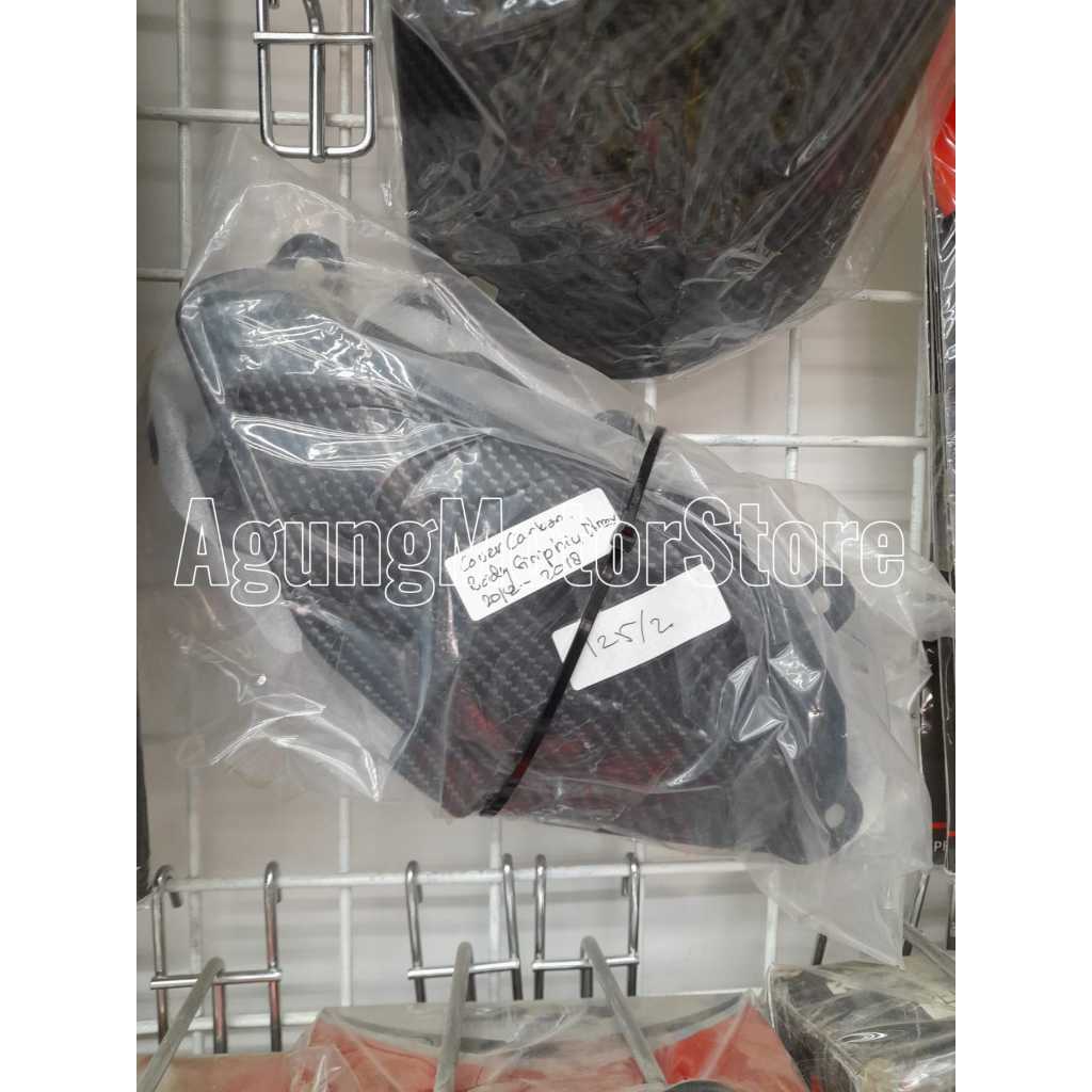 COVER BODY SIRIP HIU YAMAHA NMAX 2012-2018 KARBON