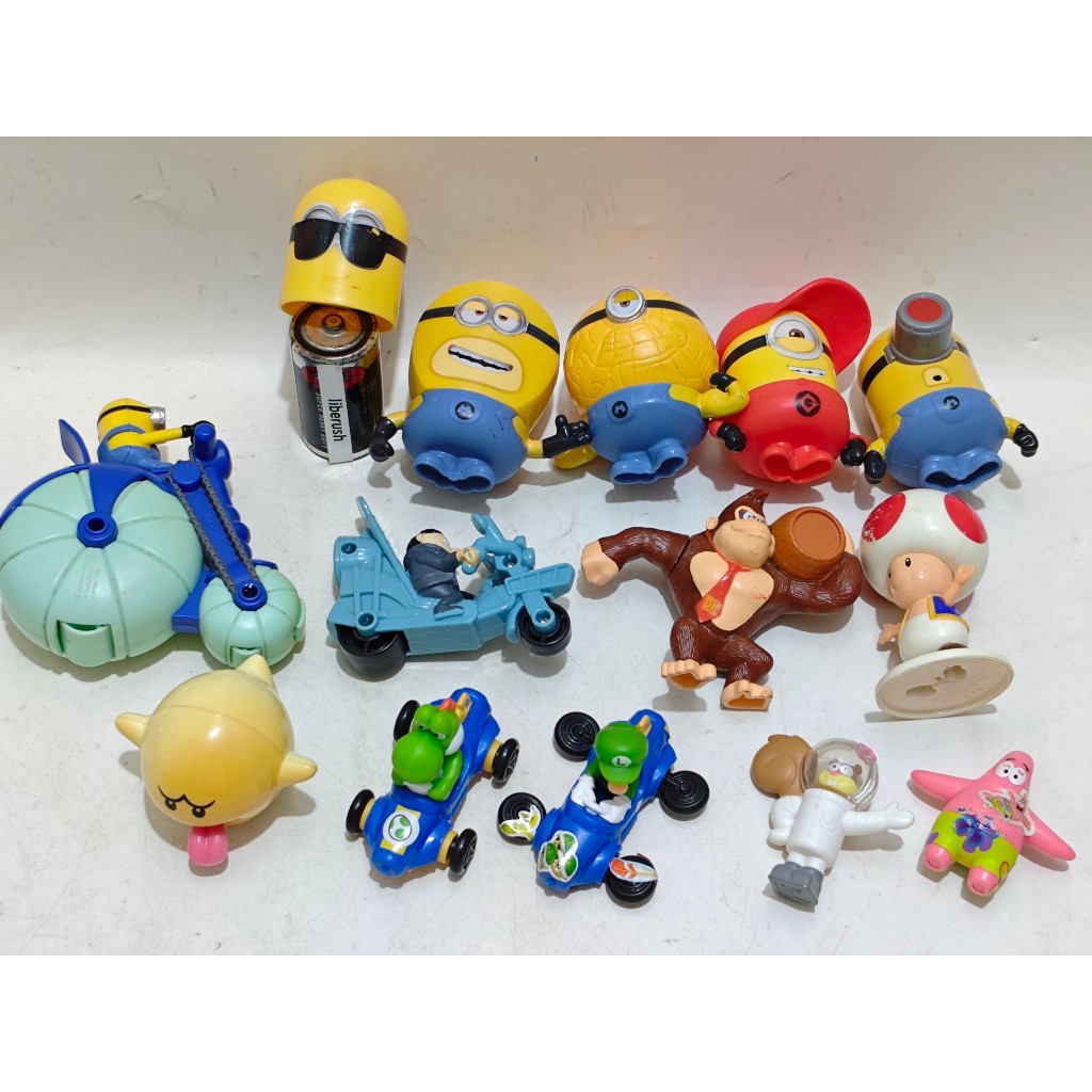 Set happy meals mcd despicable me minion hydrocycle avl dave mega mel mega dave pit crew ralph jerry