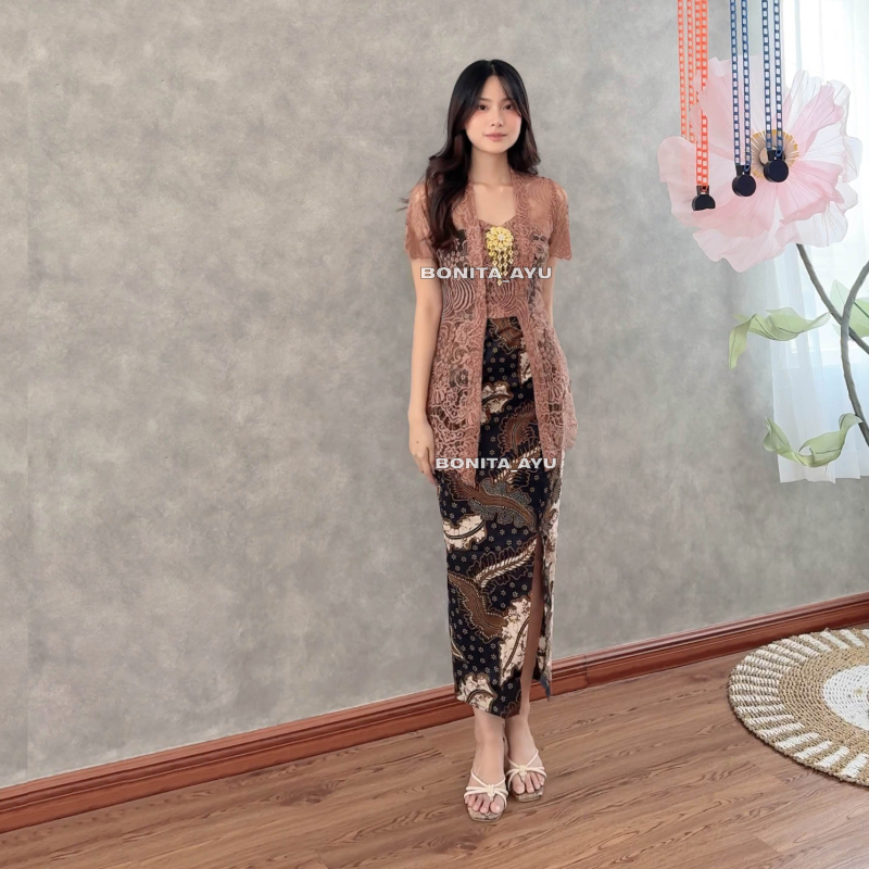 SET BALI PREMIUM KEBAYA WISUDA / SET KEBAYA KONDANGAN BALI PREMIUM BONITA AYU