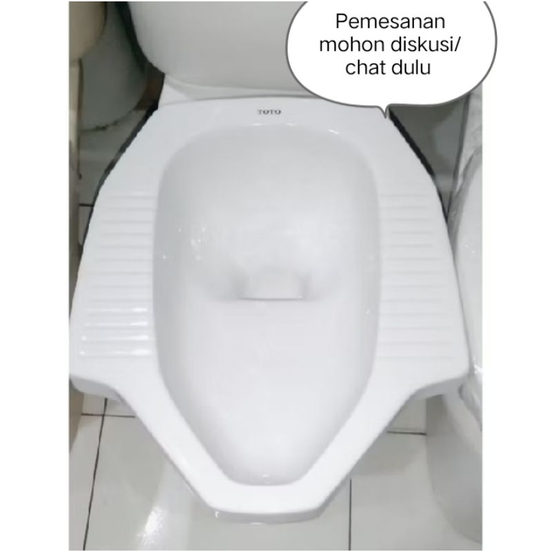 Closet jongkok Toto tipe CE7 warna putih,harves green,biru muda