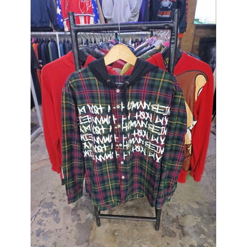 kemeja I'm not Human Being