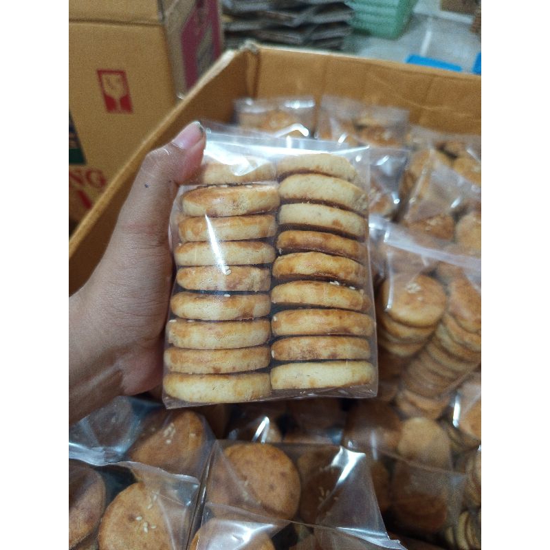 

Roti Kacang BB COOKIES isi 36 (Kemas Plastik) Rasa susu.