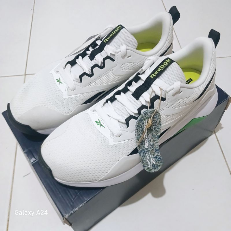 Sepatu Reebok Nano Flex Tr 2 White only size 41 insole 26.5cm