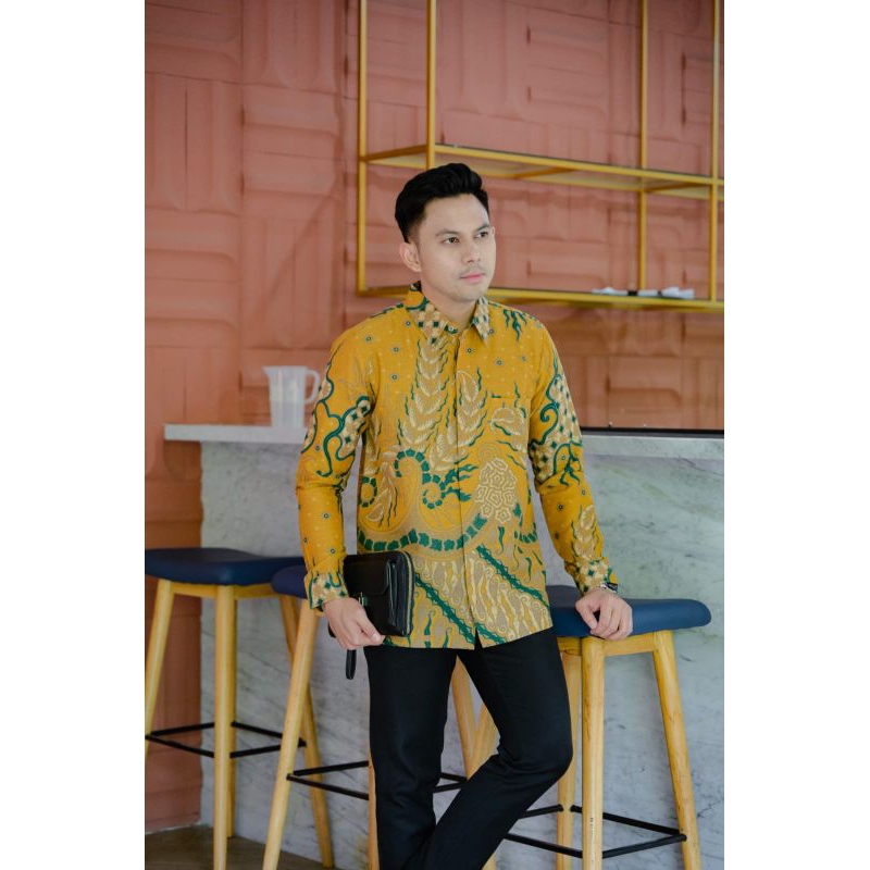 Batik pria lengan panjang bahan doby lapisan puring atasan batik pria 002