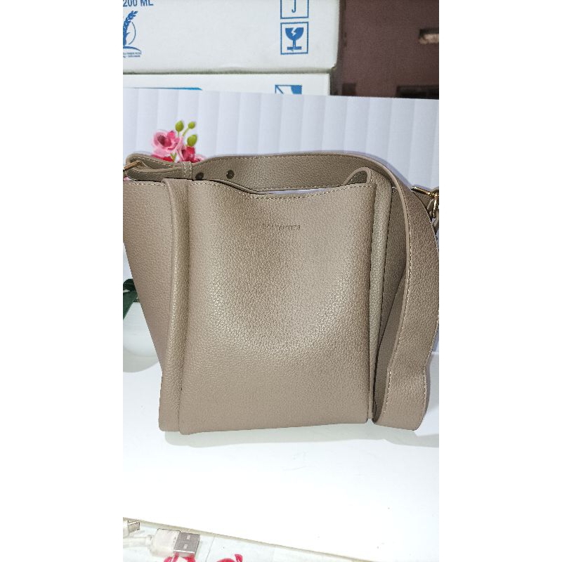 PRELOVED BOSTANTEN ILONA BAG 100% ORIGINAL BOSTANTEN || TAS WANITA SLINGBAG TAS FASHION WANITA TERLA