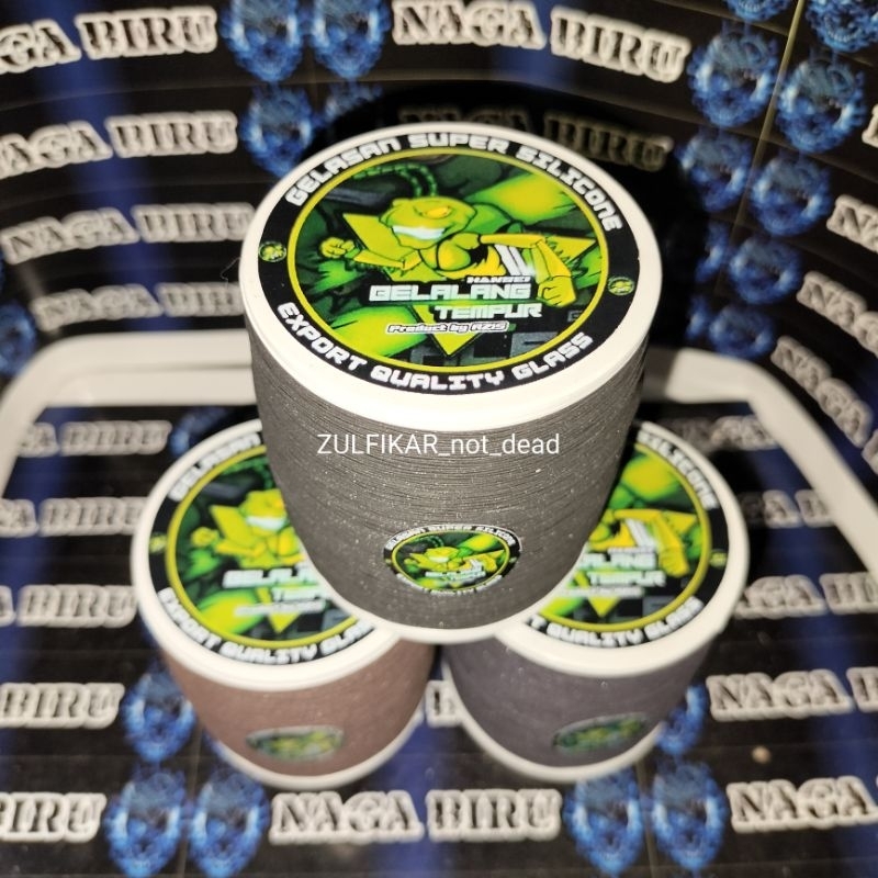 Gelasan Belalang Tempur
