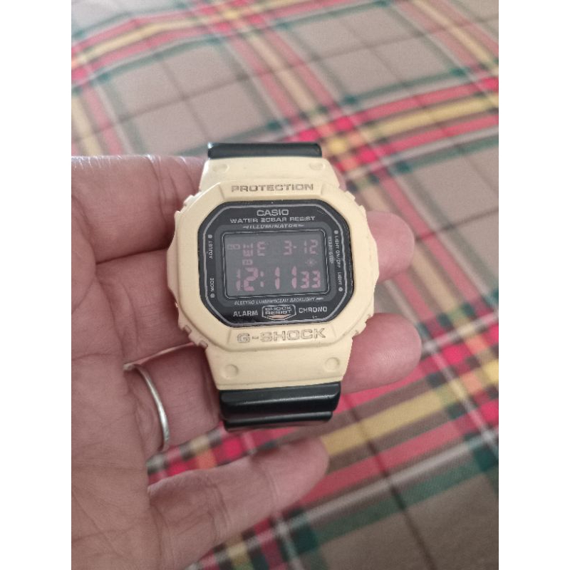 Casio G-SHOCK DW-5600B Second Original
