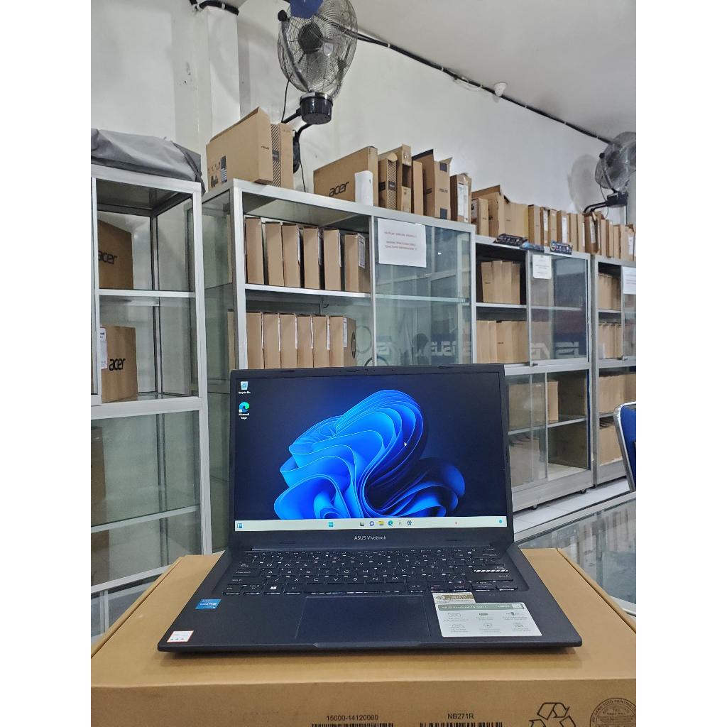 ASUS GO A1404ZA- CORE i3-1215U- Keyboard Backlight
