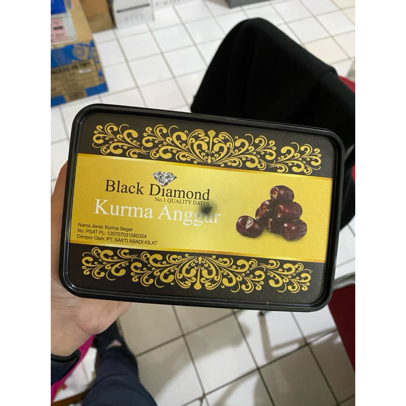 

BL4CK DI4MOND KURMA ANGGUR PREMIUM TASTE