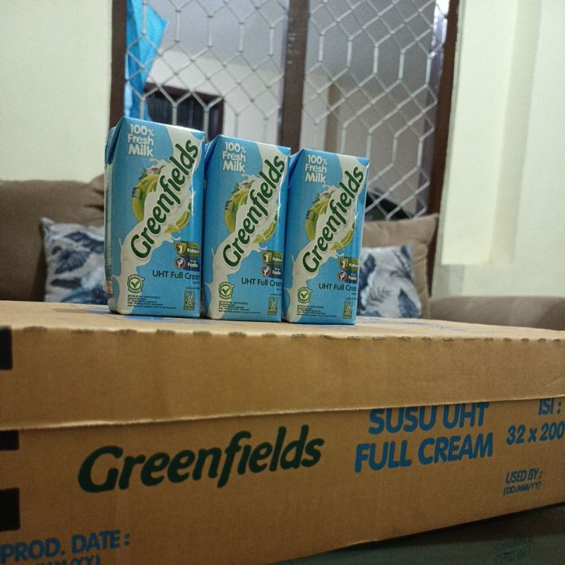 

Greenfields Susu UHT Full Cream Kotak 32x200ml Exp 12/2025 Ready siap kirim