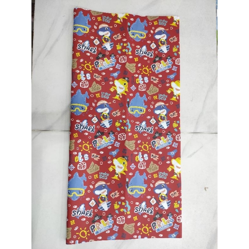 

Kertas Kado Besar