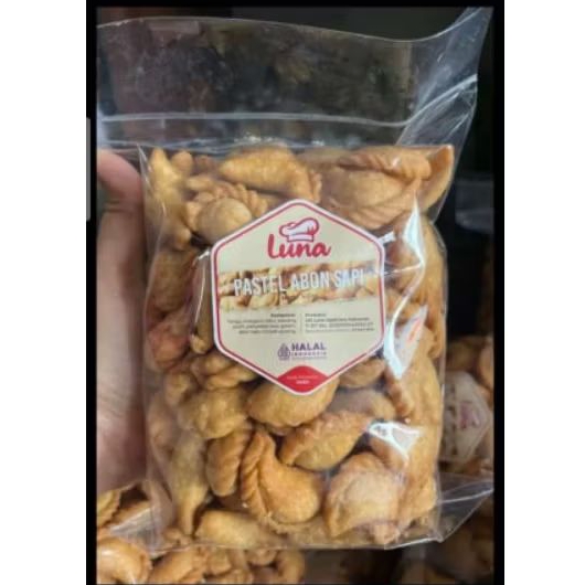 

pastel mini abon sapi