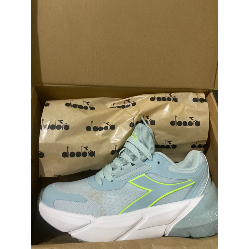 SEPATU DIADORA KYLER WOMEN’S SIZE 37