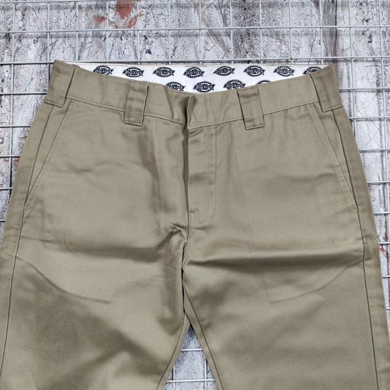 Celana Panjang Chinos Dickies Second Chino . 02324