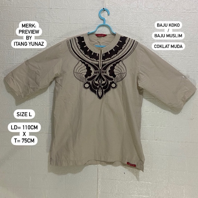 PRELOVED PREVIEW BY ITANG YUNASZ ORI BAJU KOKO / BAJU MUSLIM COKLAT MUDA (Size L) (LD=110cm x T=75cm