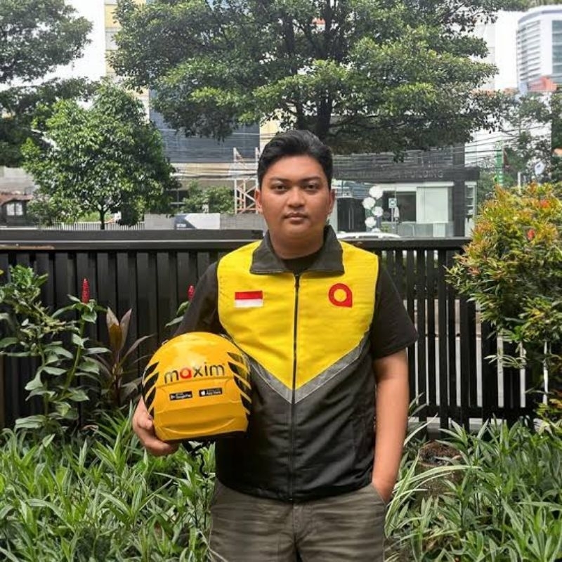 Maxim - Jaket Rompi & Helm Maxim Driver Prioritas