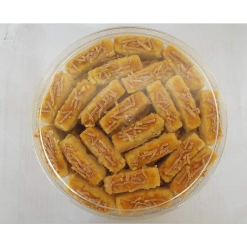 

KASTENGEL PREMIUM / KUE KEJU / KASTANGEL