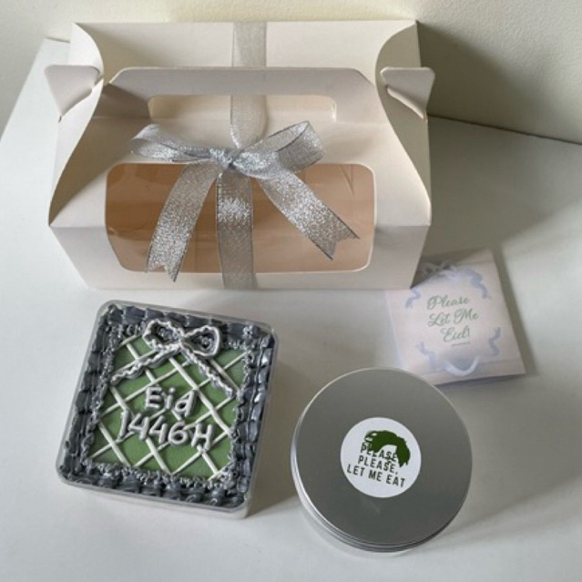 

Silvery Sweet | Hampers Lebaran