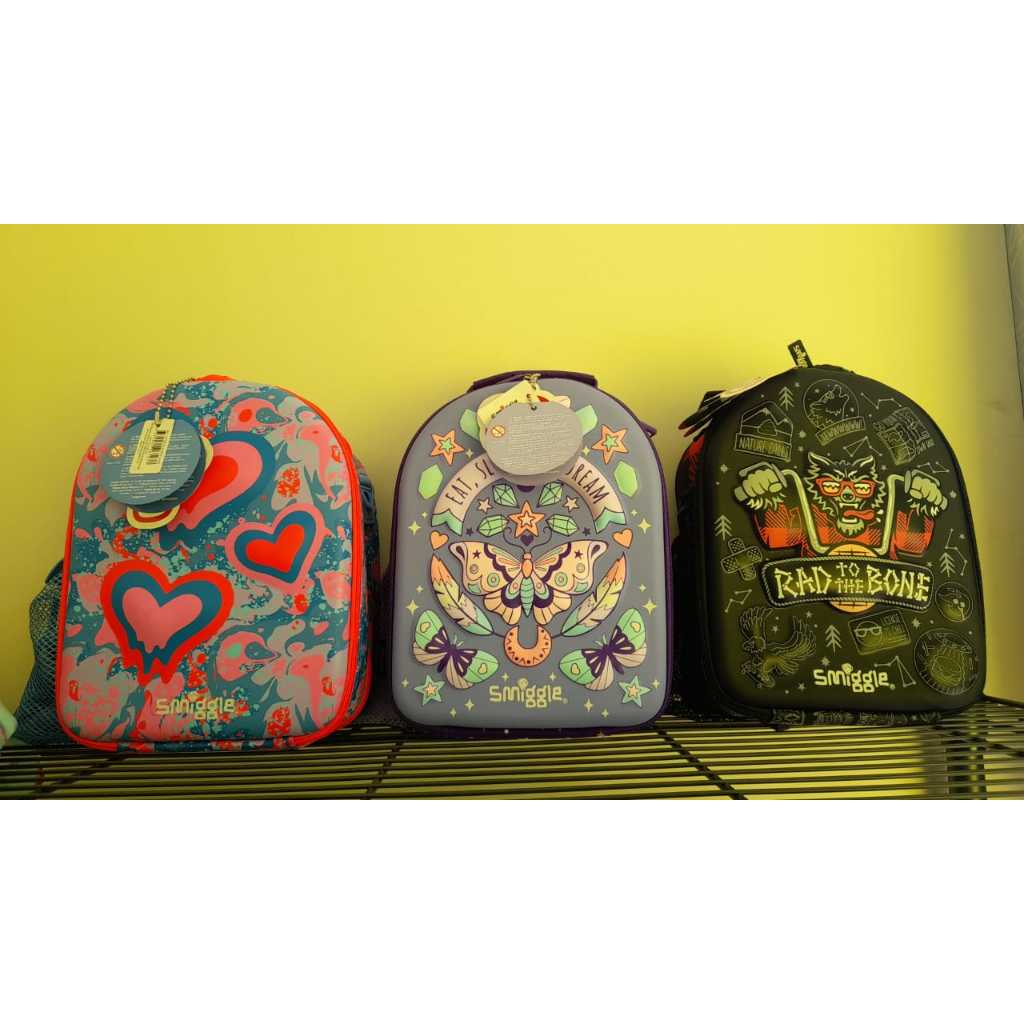 LUNCH BOX HARDTOP CURVE SMIGGLE ORIGINAL / LUNCHBOX SMIGGLE ORIGINAL