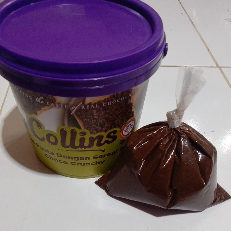 

Collins *Coklat pasta Dengan Sereal Beras* Choco Crunchy 250g