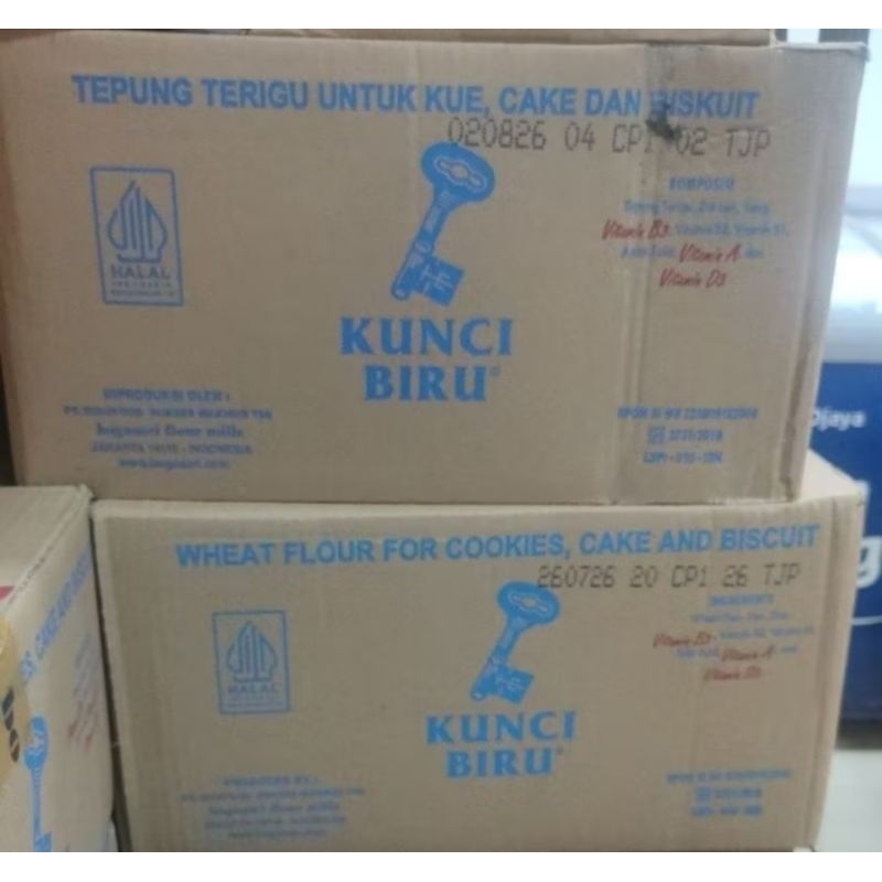 

Terigu Kunci Biru 1kg 1 Dus Isi 12pcs
