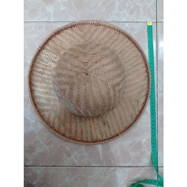 Topi anyam jerami / topi jerami / topi karnafal / topi petani / topi pantai / topi anyam unik