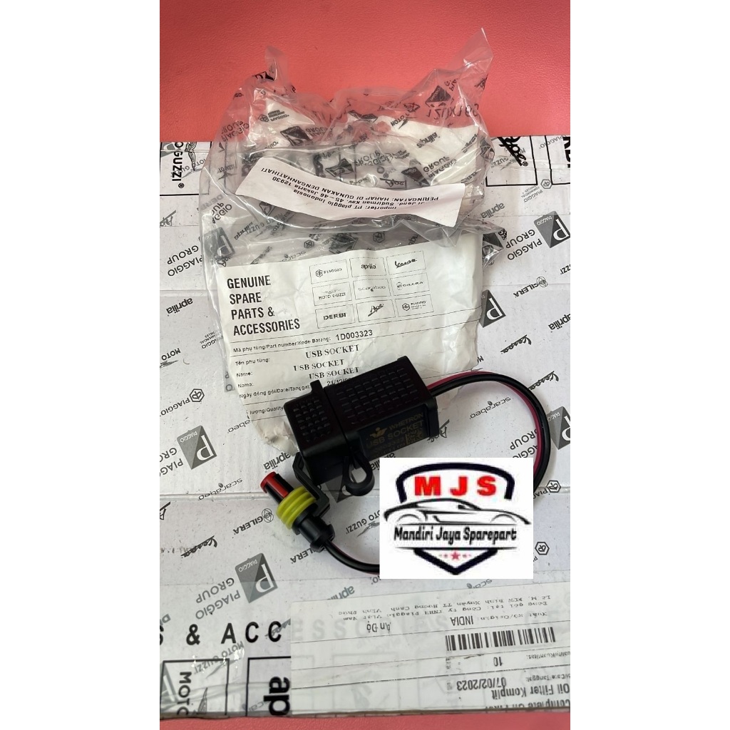 Port USB Charger HP Vespa Piaggio Original