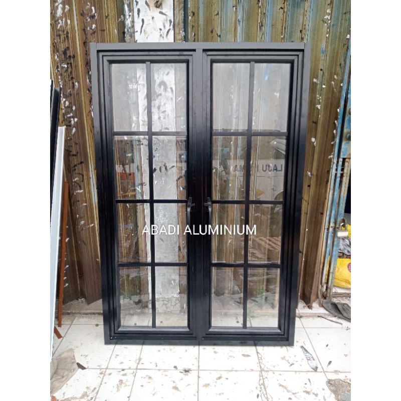 Jendela CASMEN 2 daun  Aluminium 3'inch,Ornamen L100 x T150