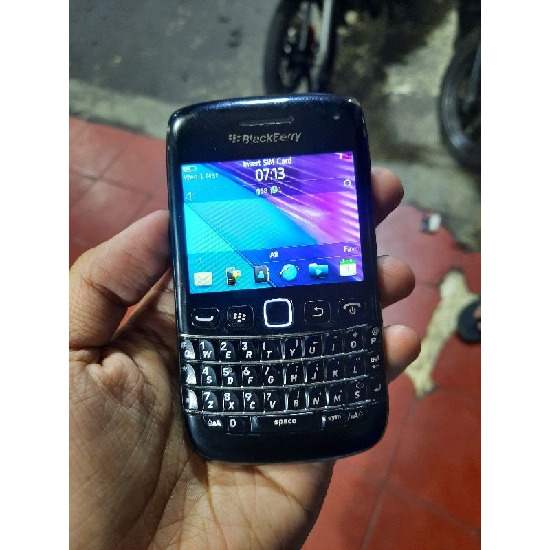 blackberry onyx 3