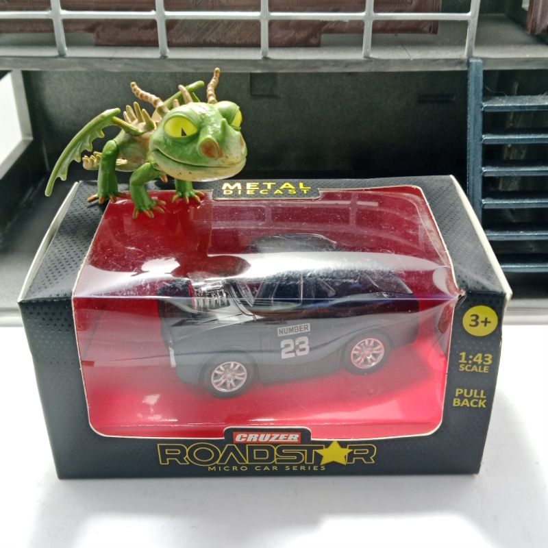 Metal Diecast Cruzer Roadstar Micro Series Black 1:43