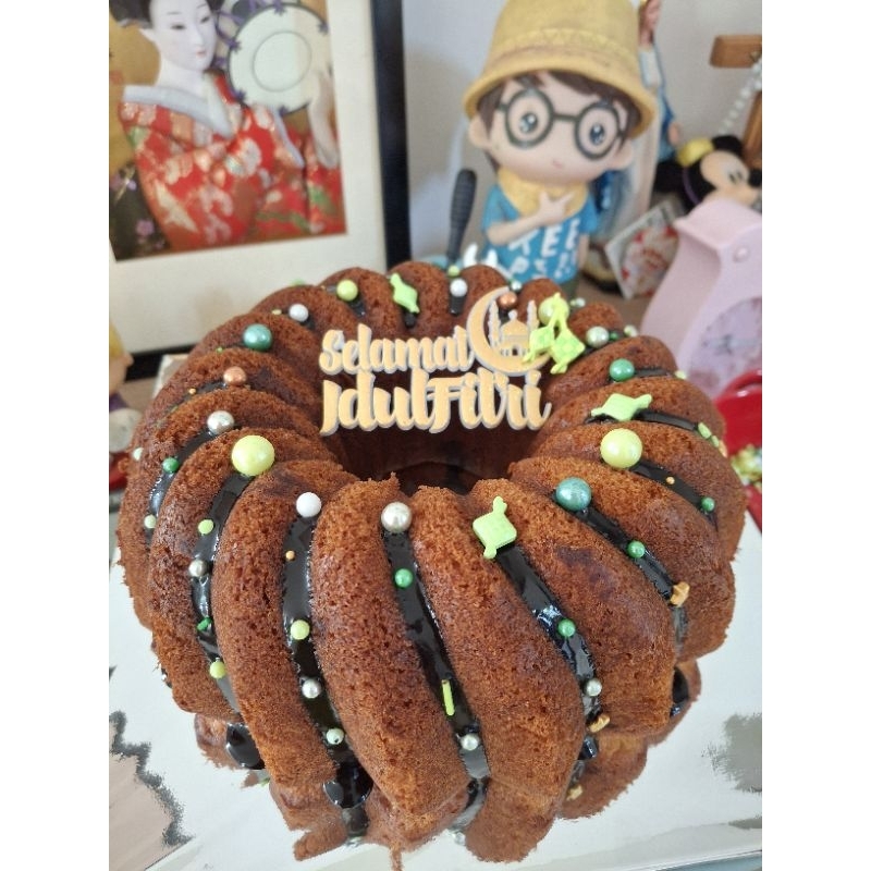 

CAKE LEBARAN Simple by Madam Lee