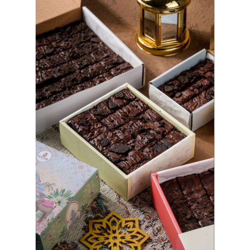 

Brownies big size READY (30pcs)