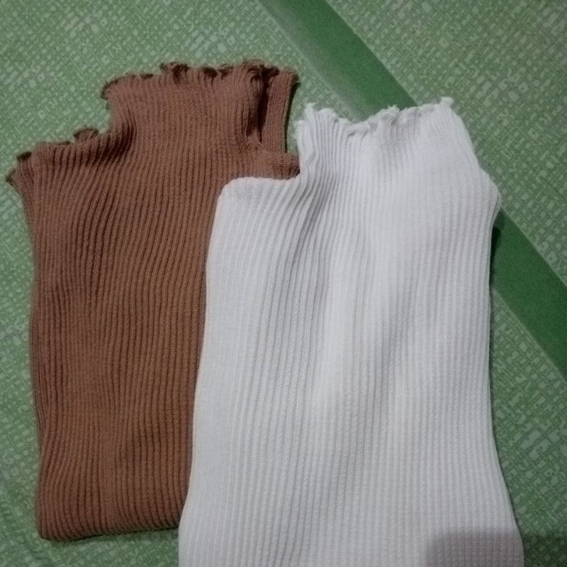 preeloved inner lengan panjang oversize 2 ( 50K)