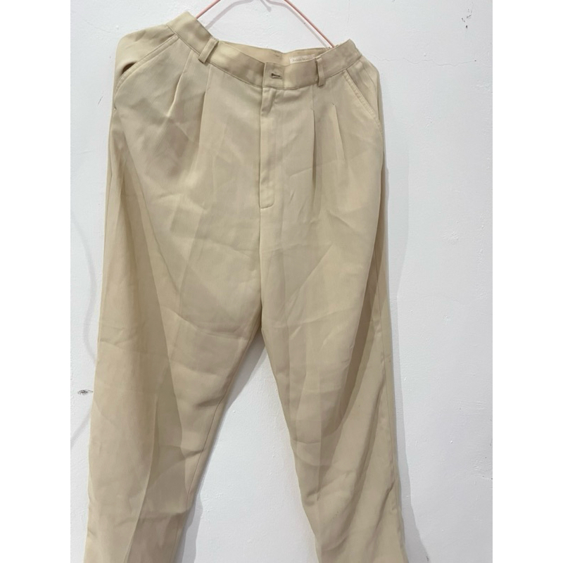 preloved celana valentino