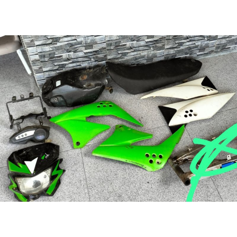 bodyset tangki kawasaki klx s dtracker set original body set klx old klx s dtracker ori