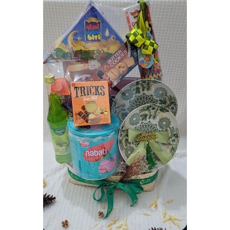 

Parcel Idul Fitri/Parcel Tahun Baru Imlek/Parcel Natal/Parcel Hari Guru/Hampers