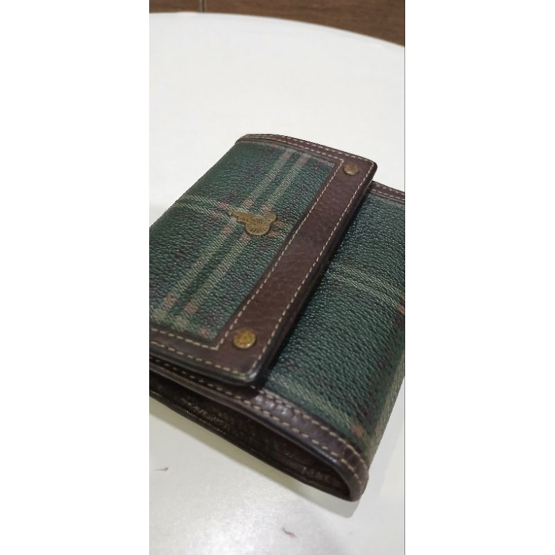 Dompet kulit bekas. Dompet kulit second. Dompet kulit preloved. Dompet cowok second. Dompet cowok pr