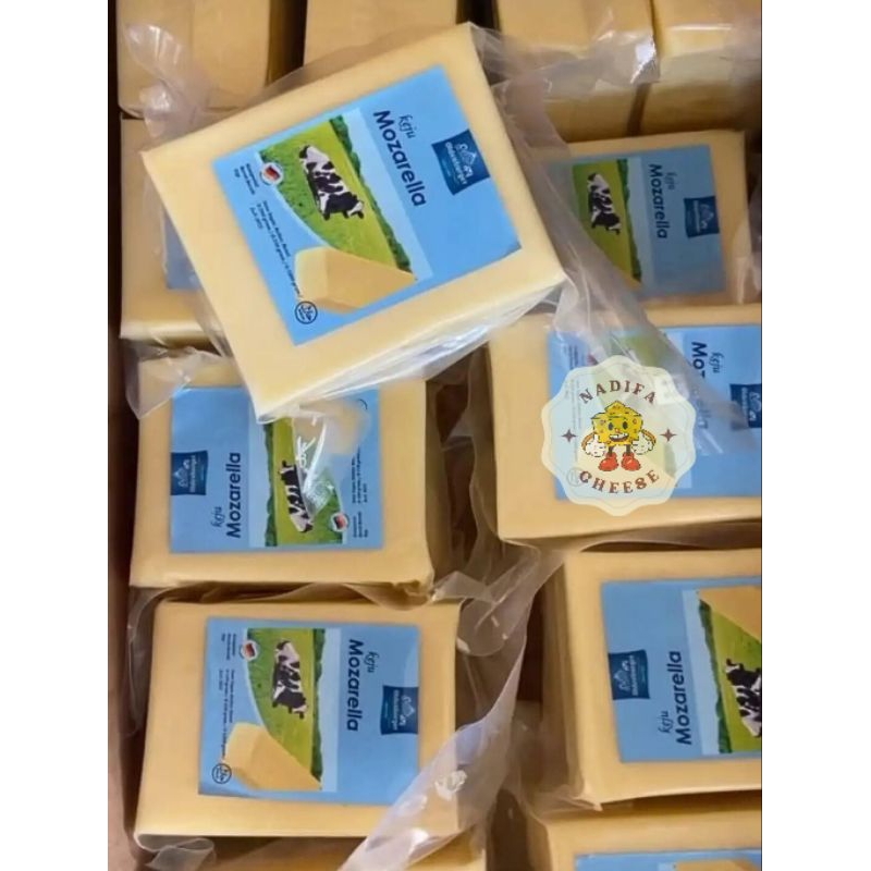 

250gr KEJU MOZZARELLA OLDEN BURGER - OLDEN BURGER MOZZARELLA CHEESE 200 GR