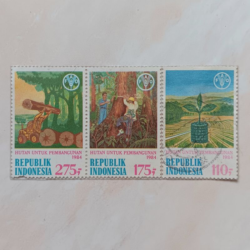 

(AB) Perangko Indonesia 1984 Hutan dan Pembangunan Set 3 pcs Mint & Used